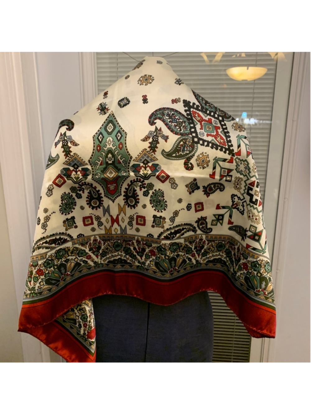 Women's Hong Qiao Off-White & Red Paisley Scarf One Size